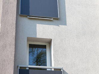 Balkónové zábradlie na mieru s kotvením a moderným dizajnom – MBD Steel realizácia