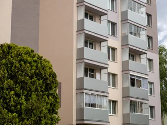 Kompletný balkónový systém – montáž a dokončenie