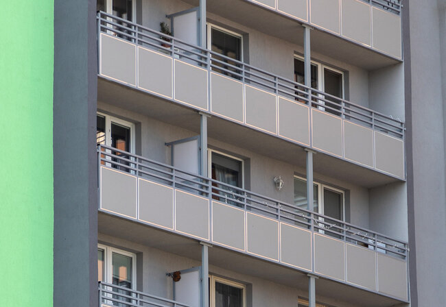 Oddeľovacie steny na balkóny