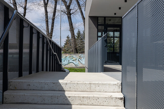 Schodiskové zábradlie pre bytové domy