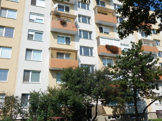 Závesné balkóny moderné